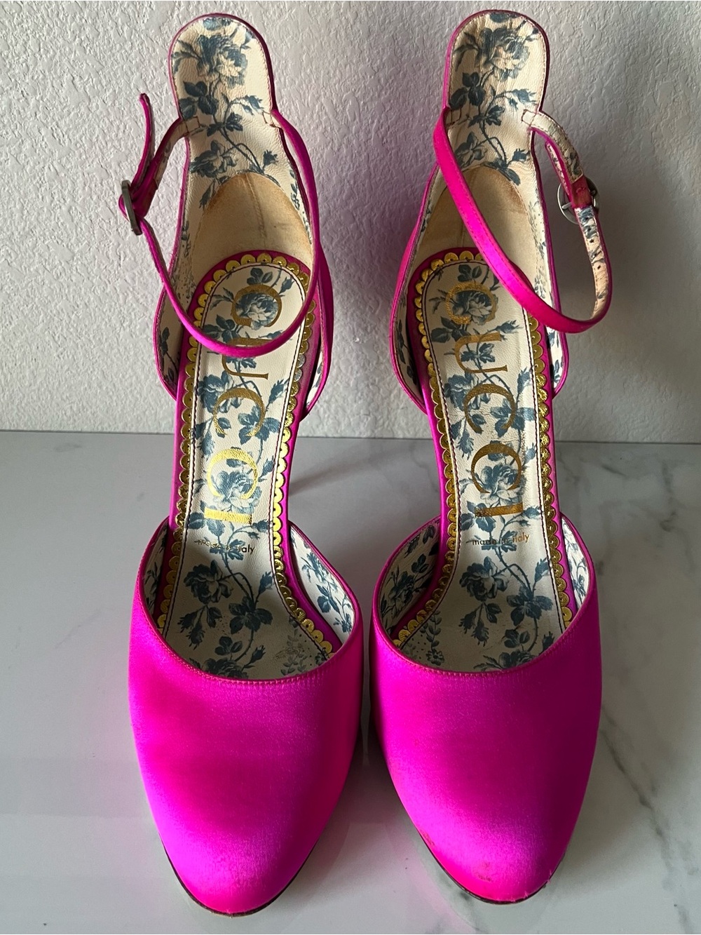 Gucci Daisy d'Orsay Ankle Strappy Pumps Fuchsia Satin 105 Size 38.5 (8.5 US) - Picture 2 of 11
